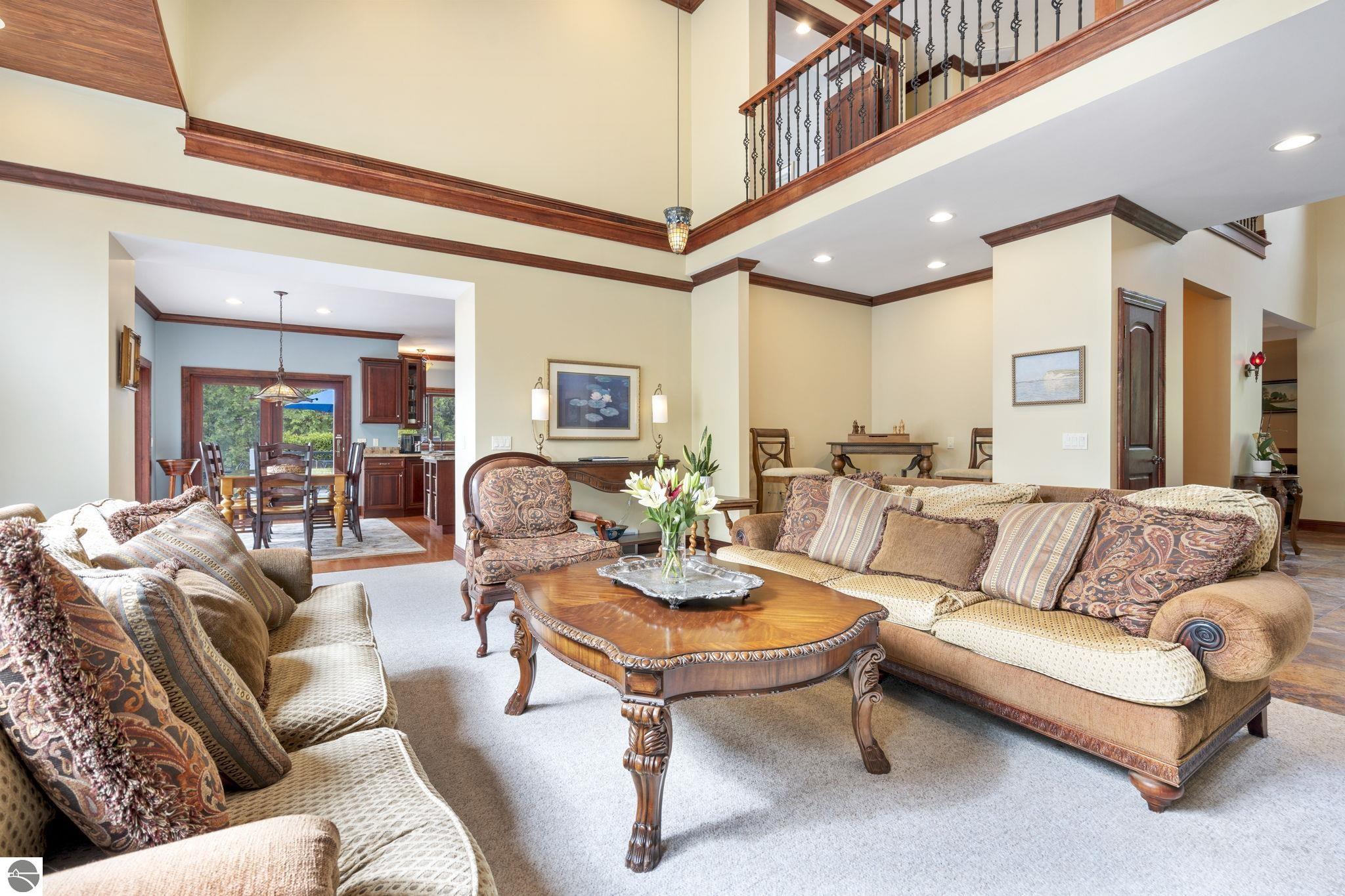 Traverse City, Michigan 49684, United States, 5 Bedrooms Bedrooms, ,4 BathroomsBathrooms,Residential,Active,141735