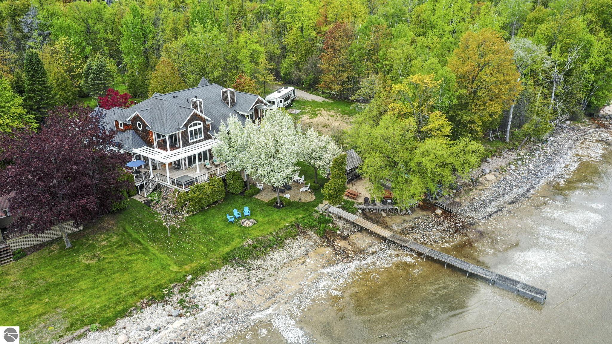 Traverse City, Michigan 49684, United States, 5 Bedrooms Bedrooms, ,4 BathroomsBathrooms,Residential,Active,141735