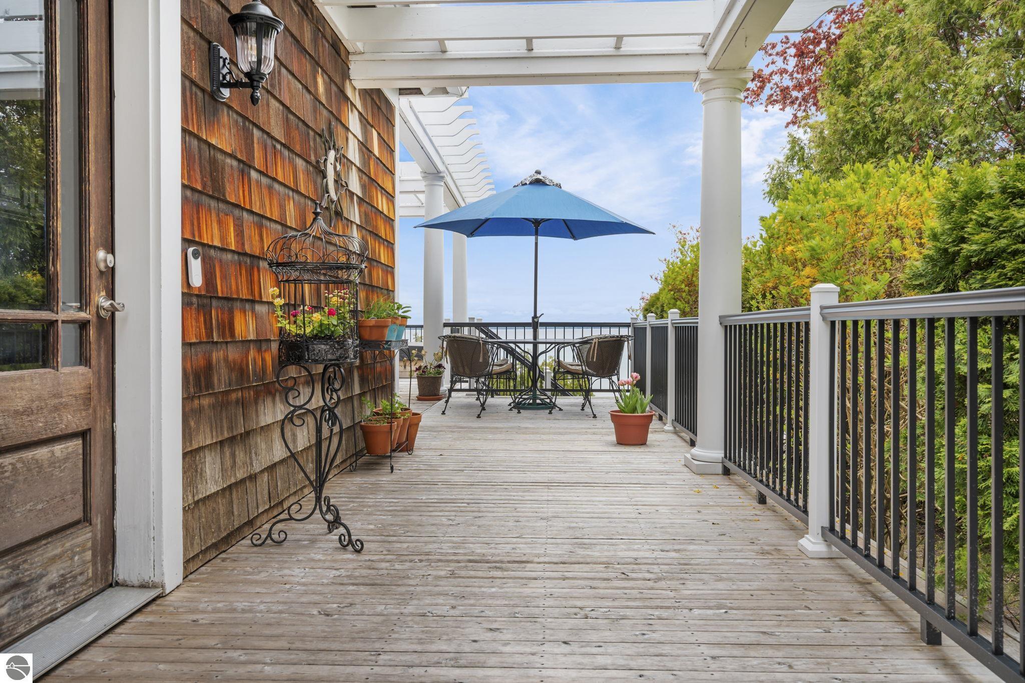 Traverse City, Michigan 49684, United States, 5 Bedrooms Bedrooms, ,4 BathroomsBathrooms,Residential,Active,141735