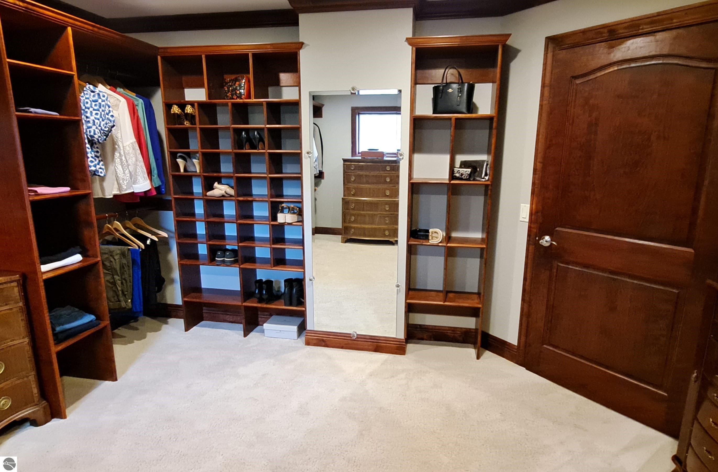 Traverse City, Michigan 49684, United States, 5 Bedrooms Bedrooms, ,4 BathroomsBathrooms,Residential,Active,141735