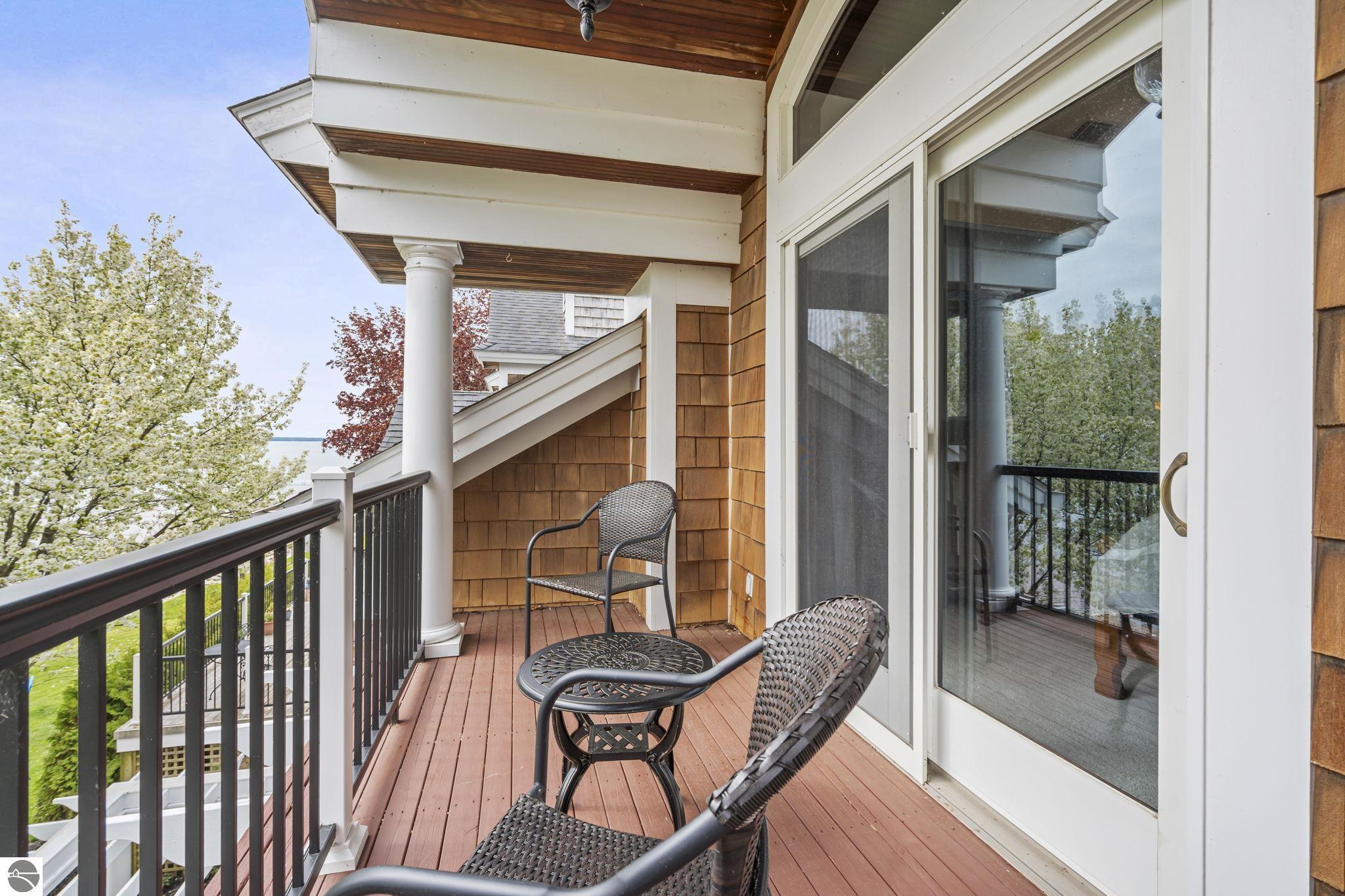 Traverse City, Michigan 49684, United States, 5 Bedrooms Bedrooms, ,4 BathroomsBathrooms,Residential,Active,141735