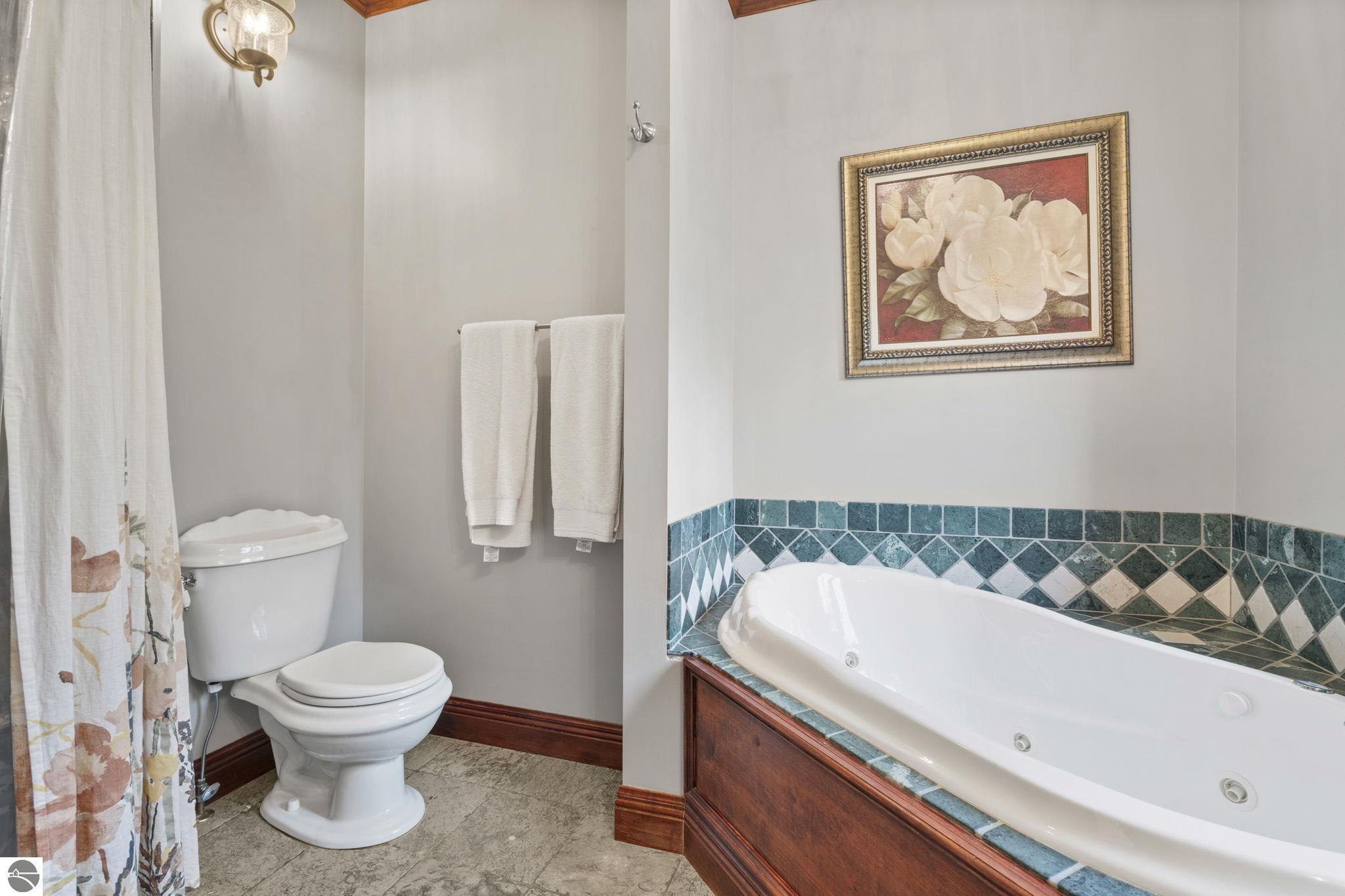 Traverse City, Michigan 49684, United States, 5 Bedrooms Bedrooms, ,4 BathroomsBathrooms,Residential,Active,141735