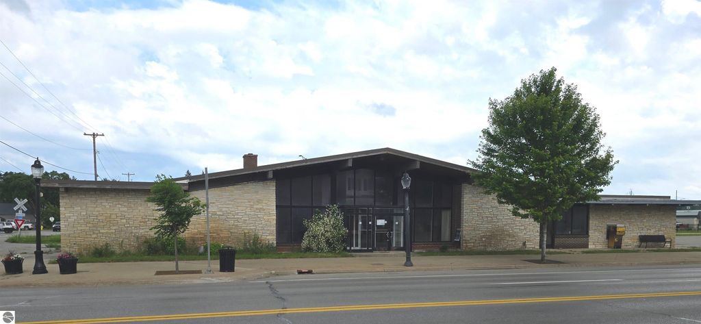 Photo of 301 S Cedar Street, Kalkaska, MI 49646 (MLS # 1935845)