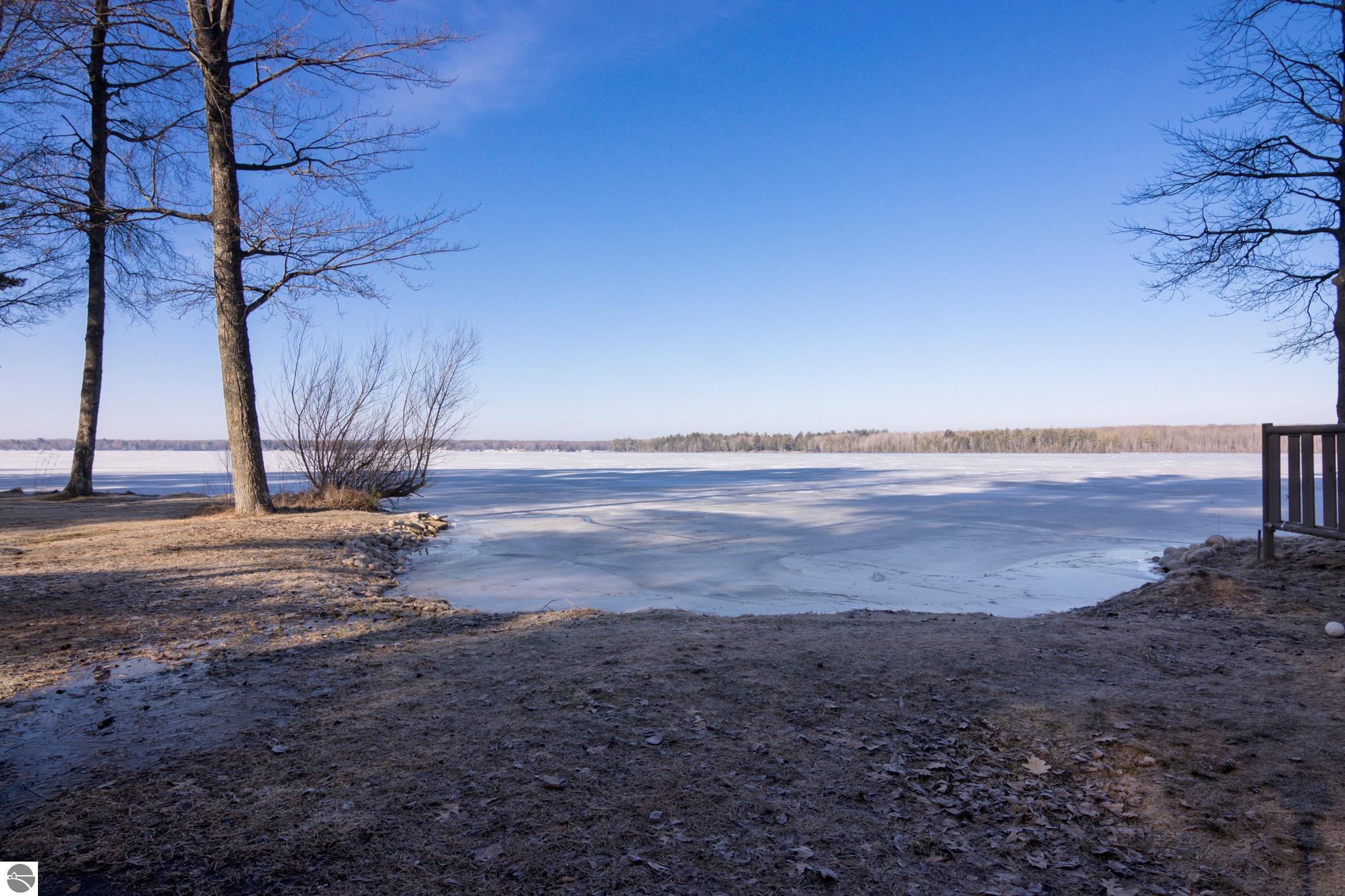 Kalkaska, Michigan 49646, United States, 4 Bedrooms Bedrooms, ,2 BathroomsBathrooms,Residential,Active,110862