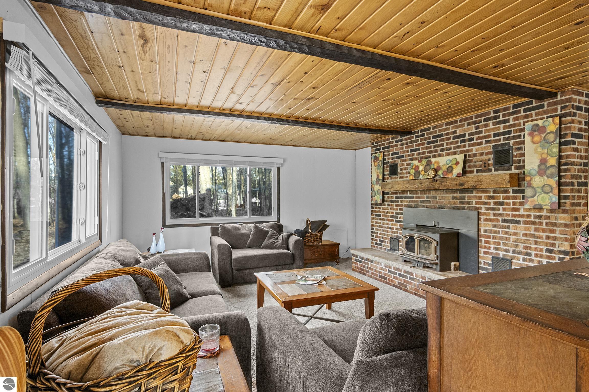 Kalkaska, Michigan 49646, United States, 4 Bedrooms Bedrooms, ,2 BathroomsBathrooms,Residential,Active,110862