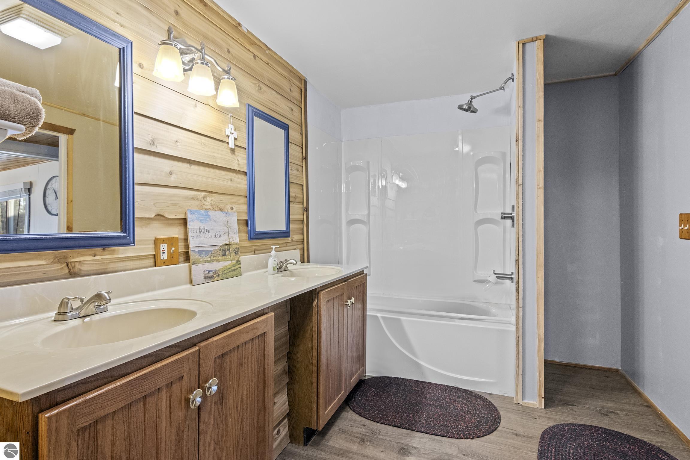 Kalkaska, Michigan 49646, United States, 4 Bedrooms Bedrooms, ,2 BathroomsBathrooms,Residential,Active,110862