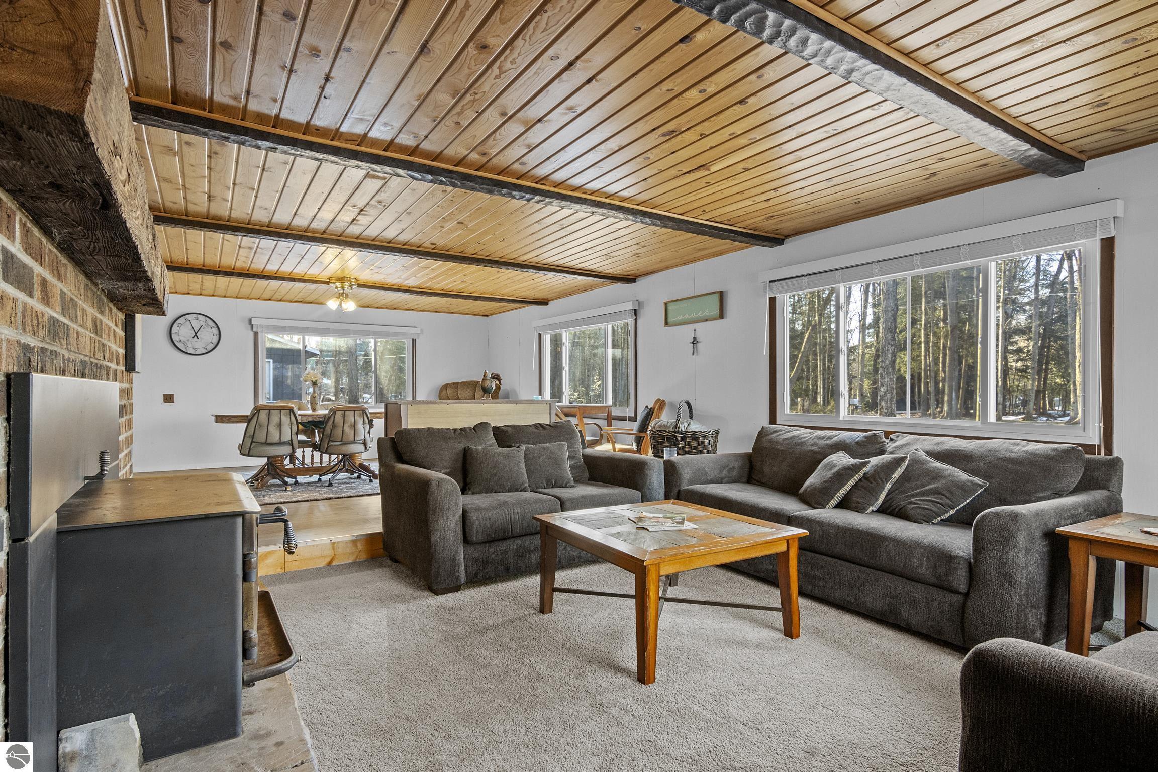 Kalkaska, Michigan 49646, United States, 4 Bedrooms Bedrooms, ,2 BathroomsBathrooms,Residential,Active,110862