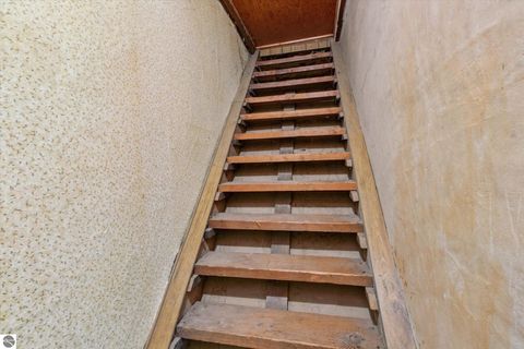 Tiny photo for 804 Hannah Avenue, Alma, MI 48801 (MLS # 1939468)