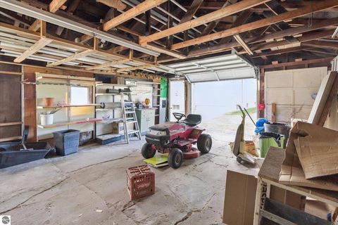 Tiny photo for 804 Hannah Avenue, Alma, MI 48801 (MLS # 1939468)