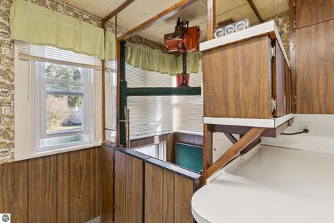 Tiny photo for 804 Hannah Avenue, Alma, MI 48801 (MLS # 1939468)