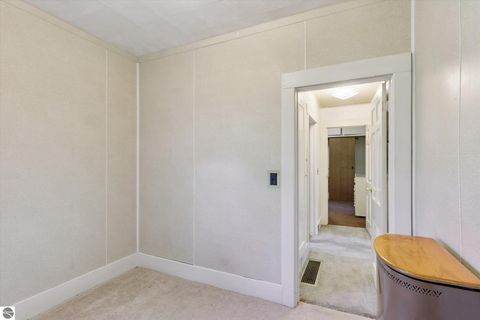 Tiny photo for 804 Hannah Avenue, Alma, MI 48801 (MLS # 1939468)