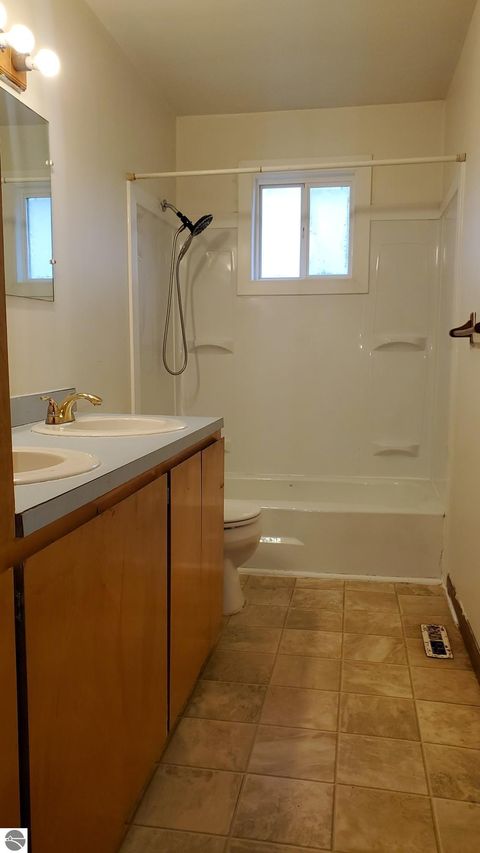 Tiny photo for 1136 Eastwood Drive, Mt Pleasant, MI 48858 (MLS # 1941156)