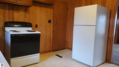 Tiny photo for 1136 Eastwood Drive, Mt Pleasant, MI 48858 (MLS # 1941156)