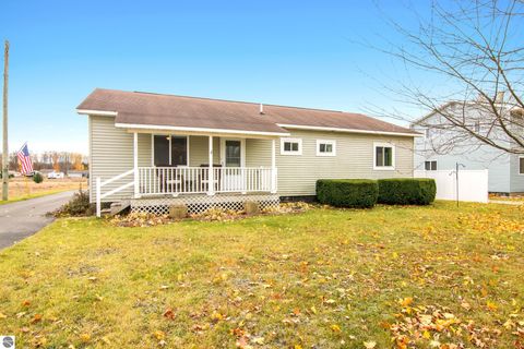 Photo of 5207 W Mobile Trail, Traverse City, MI 49685 (MLS # 1940262)