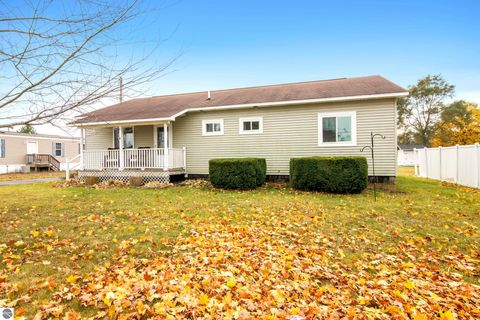 Tiny photo for 5207 W Mobile Trail, Traverse City, MI 49685 (MLS # 1940262)