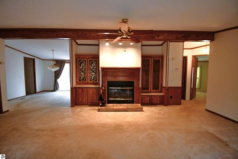 Tiny photo for 8990 Park Avenue, Alanson, MI 49706 (MLS # 1940172)