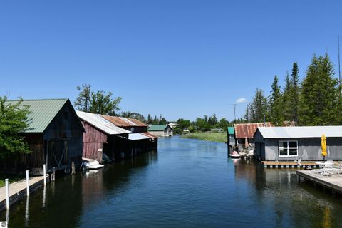 Tiny photo for 8990 Park Avenue, Alanson, MI 49706 (MLS # 1940172)