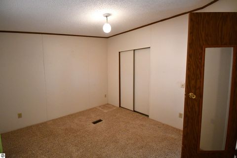 Tiny photo for 8990 Park Avenue, Alanson, MI 49706 (MLS # 1940172)