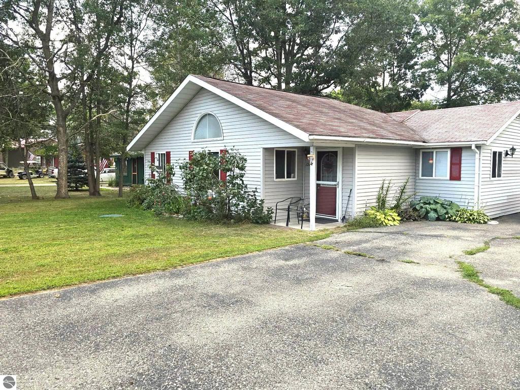 Photo of 1575 Dartmouth Road, St Helen, MI 48656 (MLS # 1937409)
