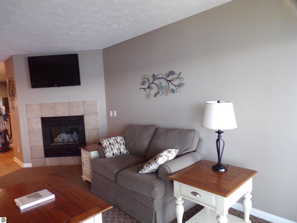 Photo of 1246 Sunnyside #206, Cadillac, MI 49601 (MLS # 1918750)