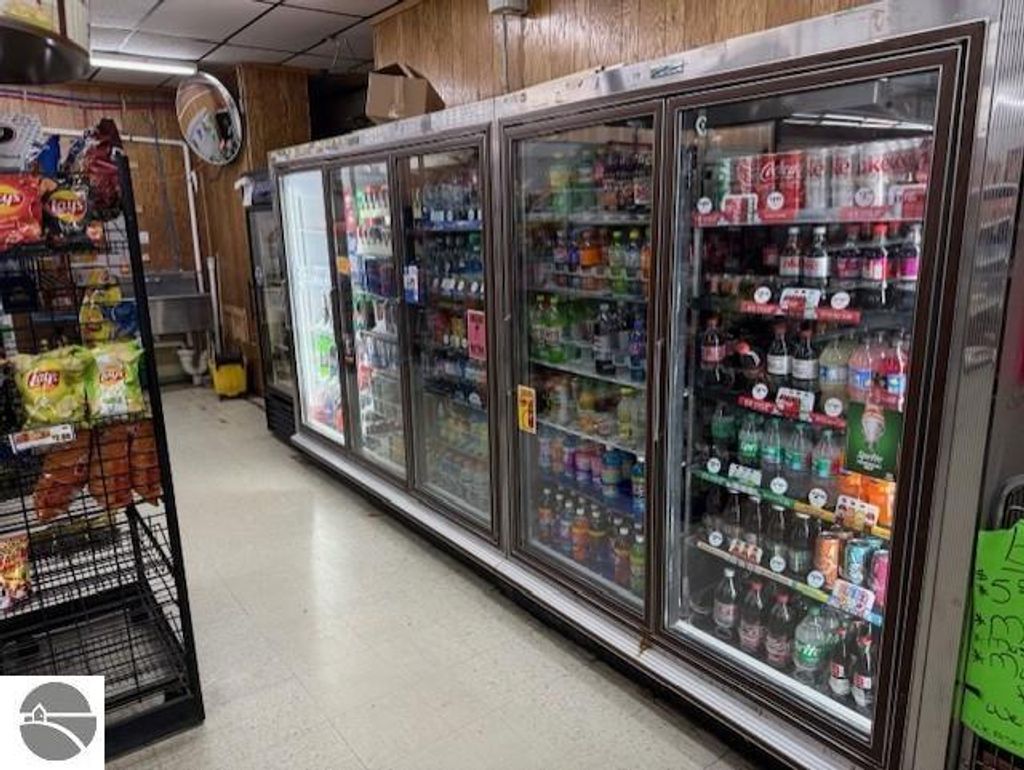 Photo of 128 S Sterling, Ashley, MI 48806 (MLS # 1940004)