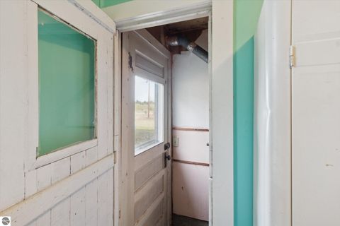 Tiny photo for 3289 N Ferris Road, Sumner, MI 48889 (MLS # 1940400)