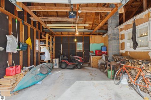 Tiny photo for 3289 N Ferris Road, Sumner, MI 48889 (MLS # 1940400)