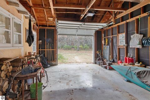 Tiny photo for 3289 N Ferris Road, Sumner, MI 48889 (MLS # 1940400)