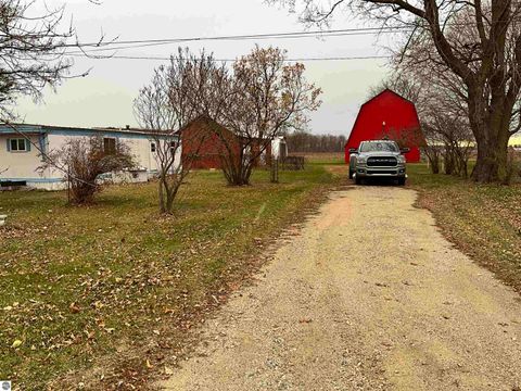Tiny photo for 3394 W Washington Road, Ithaca, MI 48847 (MLS # 1940647)