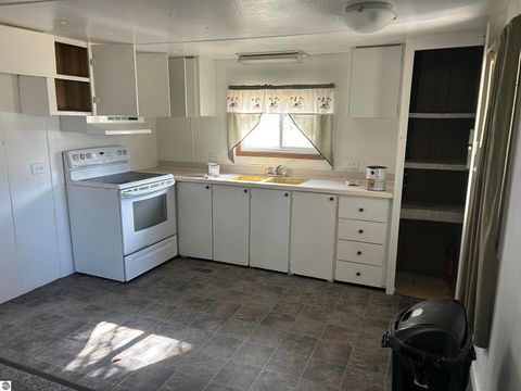 Tiny photo for 3394 W Washington Road, Ithaca, MI 48847 (MLS # 1940647)