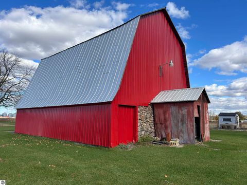 Tiny photo for 3394 W Washington Road, Ithaca, MI 48847 (MLS # 1940647)