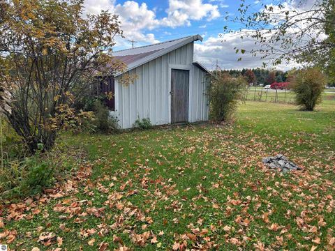 Tiny photo for 3394 W Washington Road, Ithaca, MI 48847 (MLS # 1940647)