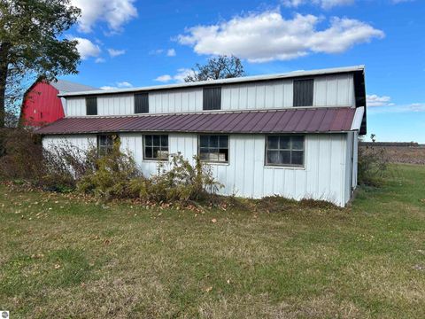 Tiny photo for 3394 W Washington Road, Ithaca, MI 48847 (MLS # 1940647)