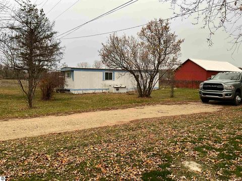Tiny photo for 3394 W Washington Road, Ithaca, MI 48847 (MLS # 1940647)