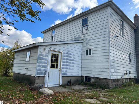 Tiny photo for 3394 W Washington Road, Ithaca, MI 48847 (MLS # 1940647)