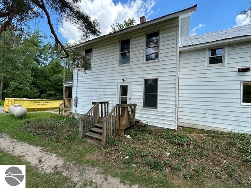 Photo of 145 Millbrook Road, Blanchard, MI 49310 (MLS # 1936083)