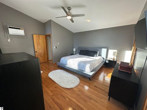 Tiny photo for 11212 Fairway Drive, Roscommon, MI 48653 (MLS # 1939688)