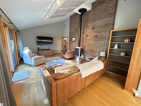 Tiny photo for 11212 Fairway Drive, Roscommon, MI 48653 (MLS # 1939688)