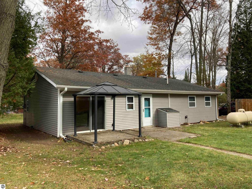 Photo of 2079 N Clear Lake Road, West Branch, MI 48661 (MLS # 1940195)
