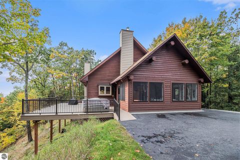 Photo of 5959 La Canada, Harbor Springs, MI 49740 (MLS # 1939815)