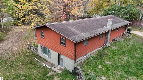 Tiny photo for 18824 30th Avenue, Marion, MI 49665 (MLS # 1939987)