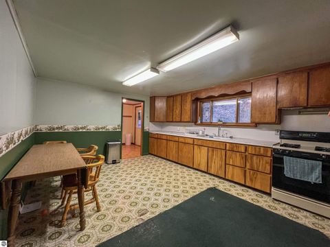 Tiny photo for 18824 30th Avenue, Marion, MI 49665 (MLS # 1939987)