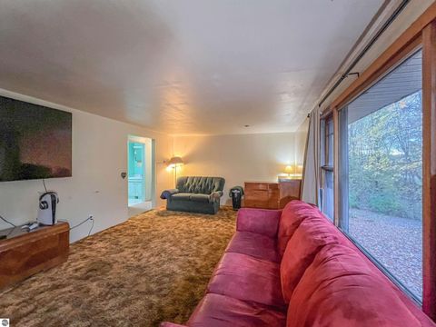 Tiny photo for 18824 30th Avenue, Marion, MI 49665 (MLS # 1939987)