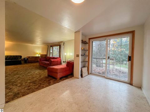 Tiny photo for 18824 30th Avenue, Marion, MI 49665 (MLS # 1939987)