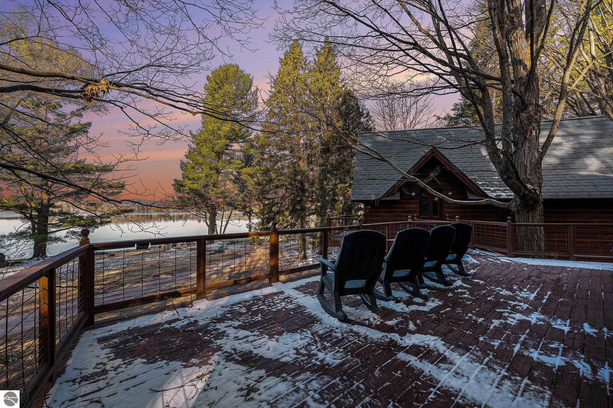 Lake Ann, Michigan 49650, United States, 7 Bedrooms Bedrooms, ,3 BathroomsBathrooms,Residential,Pending,102500