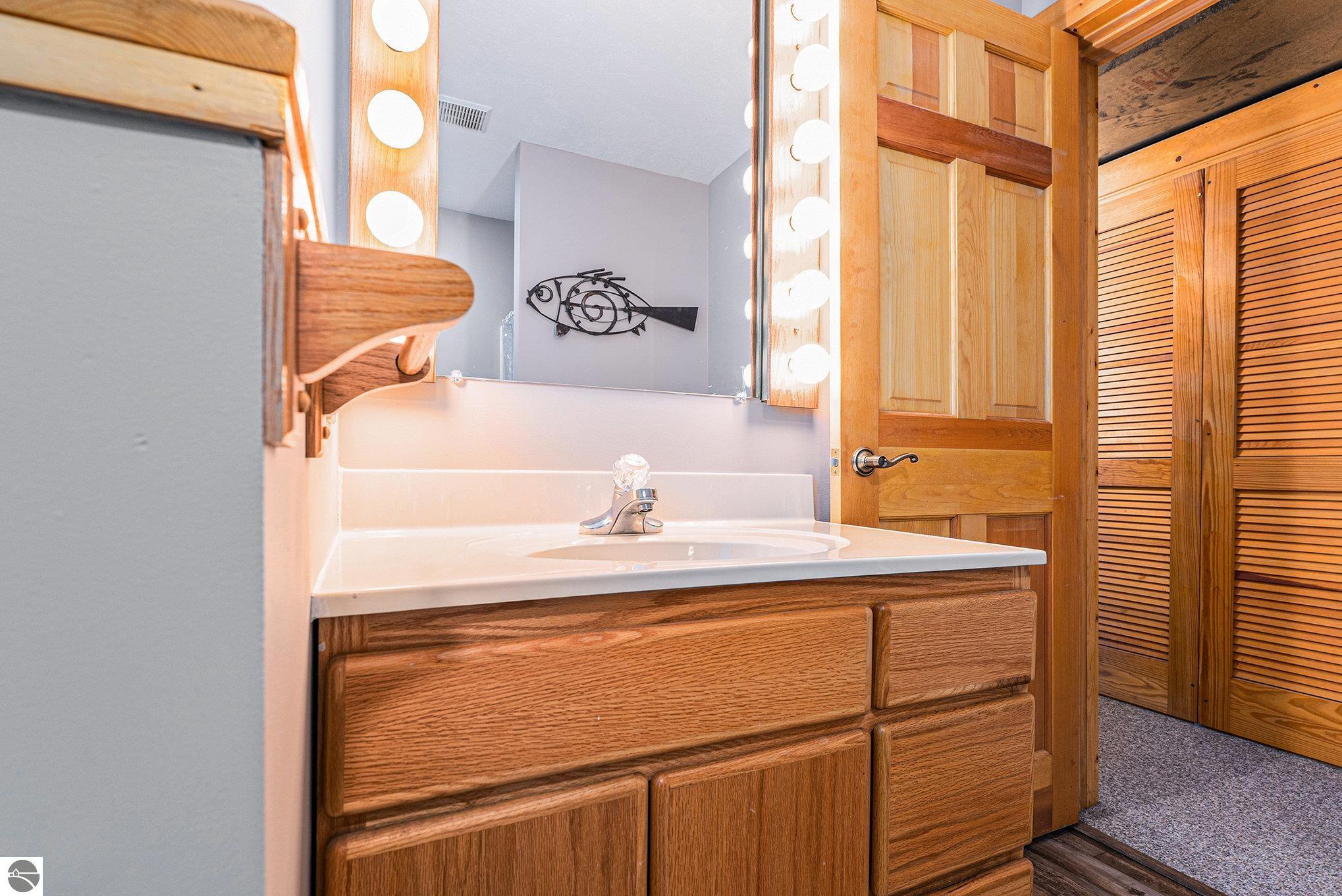 Lake Ann, Michigan 49650, United States, 7 Bedrooms Bedrooms, ,3 BathroomsBathrooms,Residential,Pending,102500