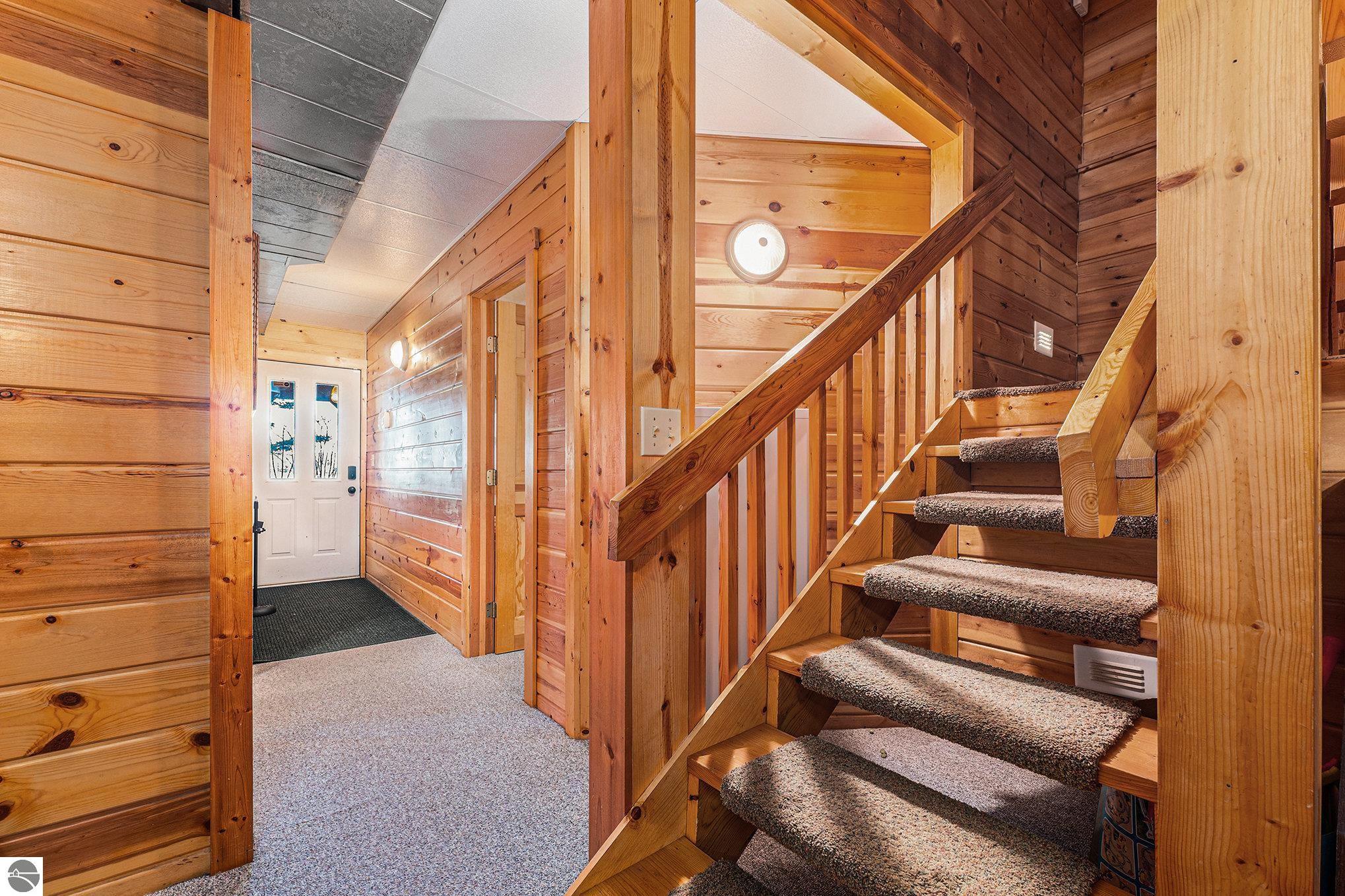 Lake Ann, Michigan 49650, United States, 7 Bedrooms Bedrooms, ,3 BathroomsBathrooms,Residential,Pending,102500