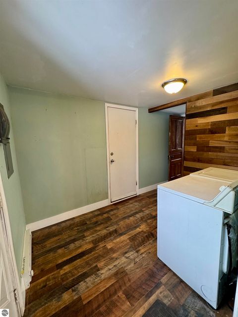 Tiny photo for 2024 Apple Hill Road, Traverse City, MI 49686 (MLS # 1941265)