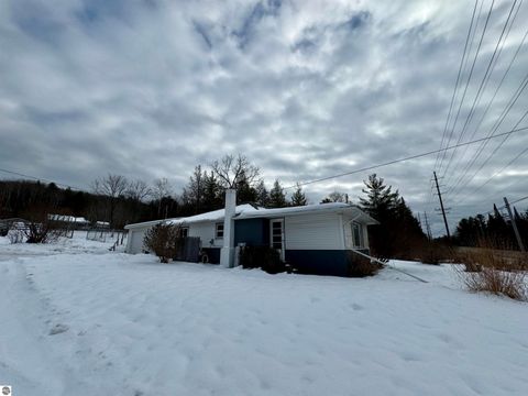 Tiny photo for 2024 Apple Hill Road, Traverse City, MI 49686 (MLS # 1941265)