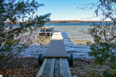 Tiny photo for 1335 W Outer Drive, Traverse City, MI 49685 (MLS # 1940379)